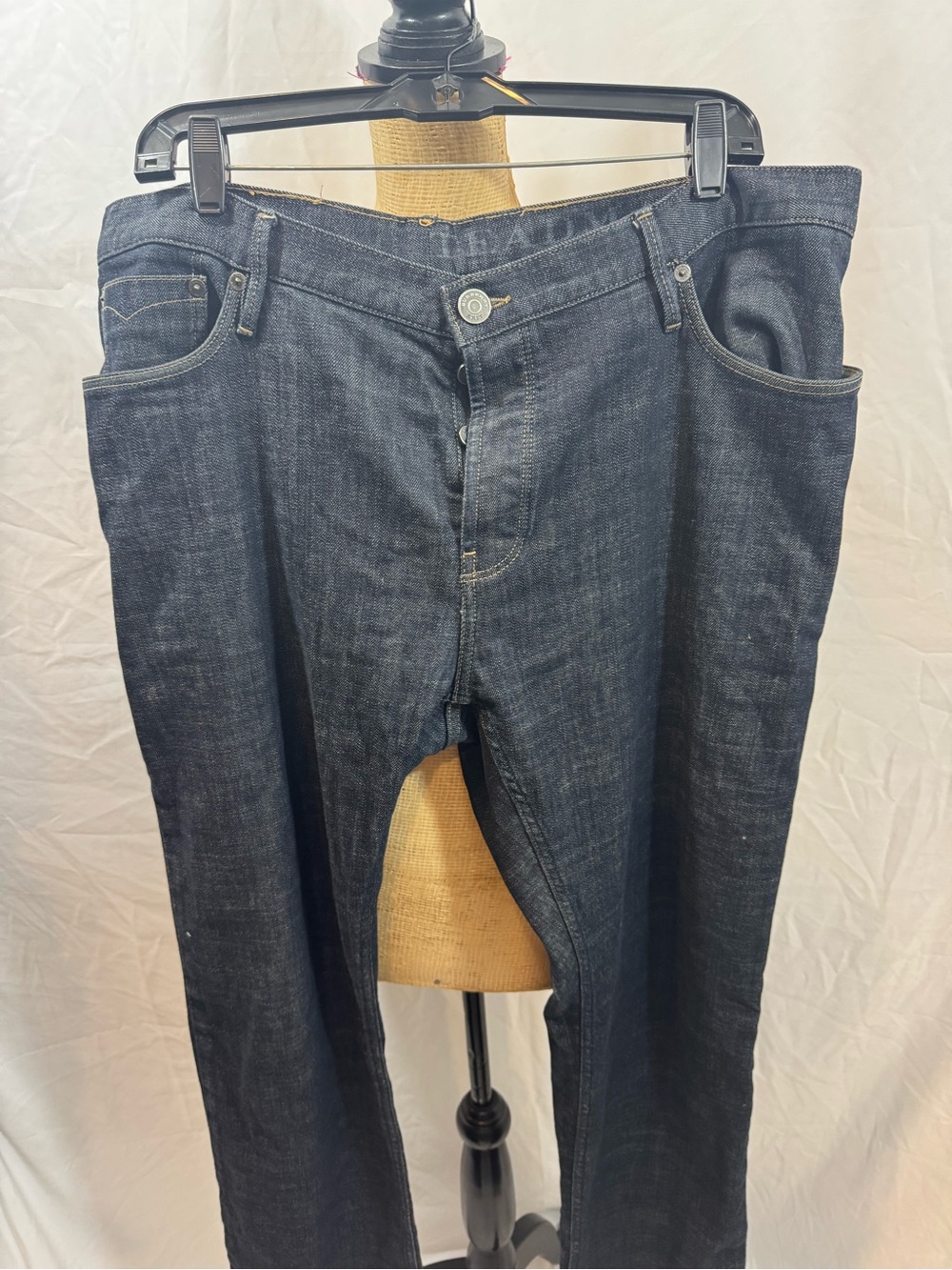 Burberry Men's Dark Blue Straight-Leg Jeans 40